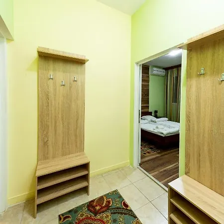 Tishina Hotel 2*
